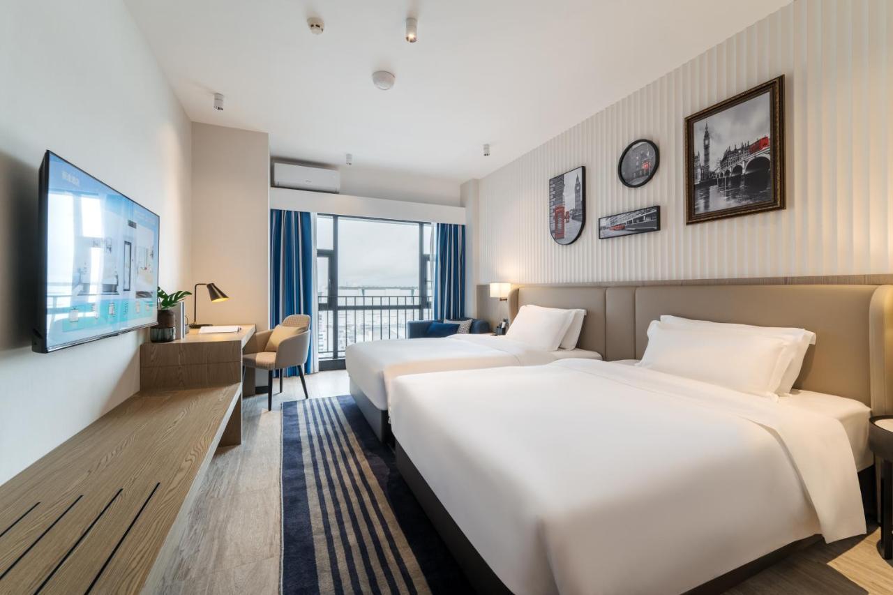 Livetour Hotel Luogang Science City Guangzhou Exterior photo